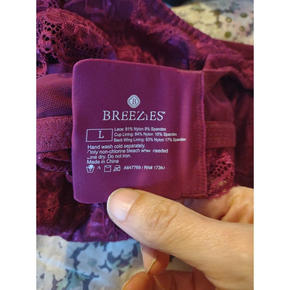 Breezies Natural Curves Wirefree With Removable Pad Lace Bralette Berry Large - Picture 2 of 3
